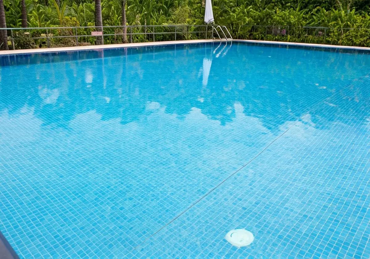 Smart Pool Technology: Automation and Features for Modern Living