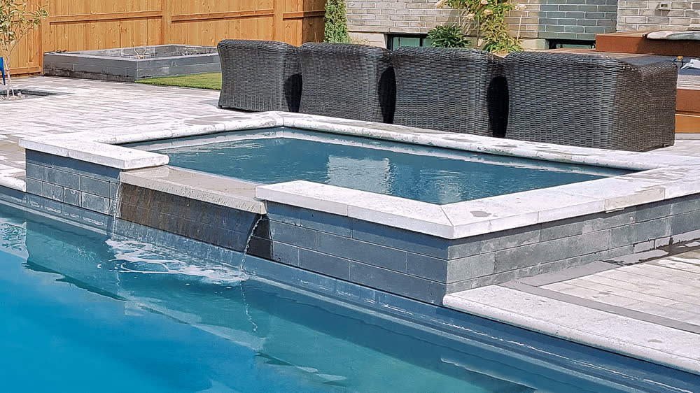 The Mercury Tanning Ledge by Imagine Pools