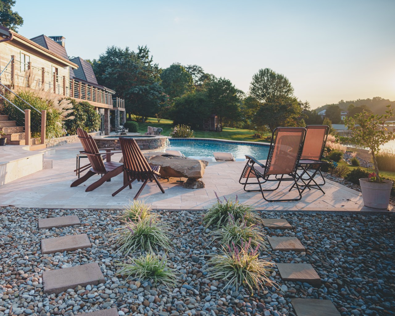 Golden Hour Patio, Fire Table & Lakeside Pool