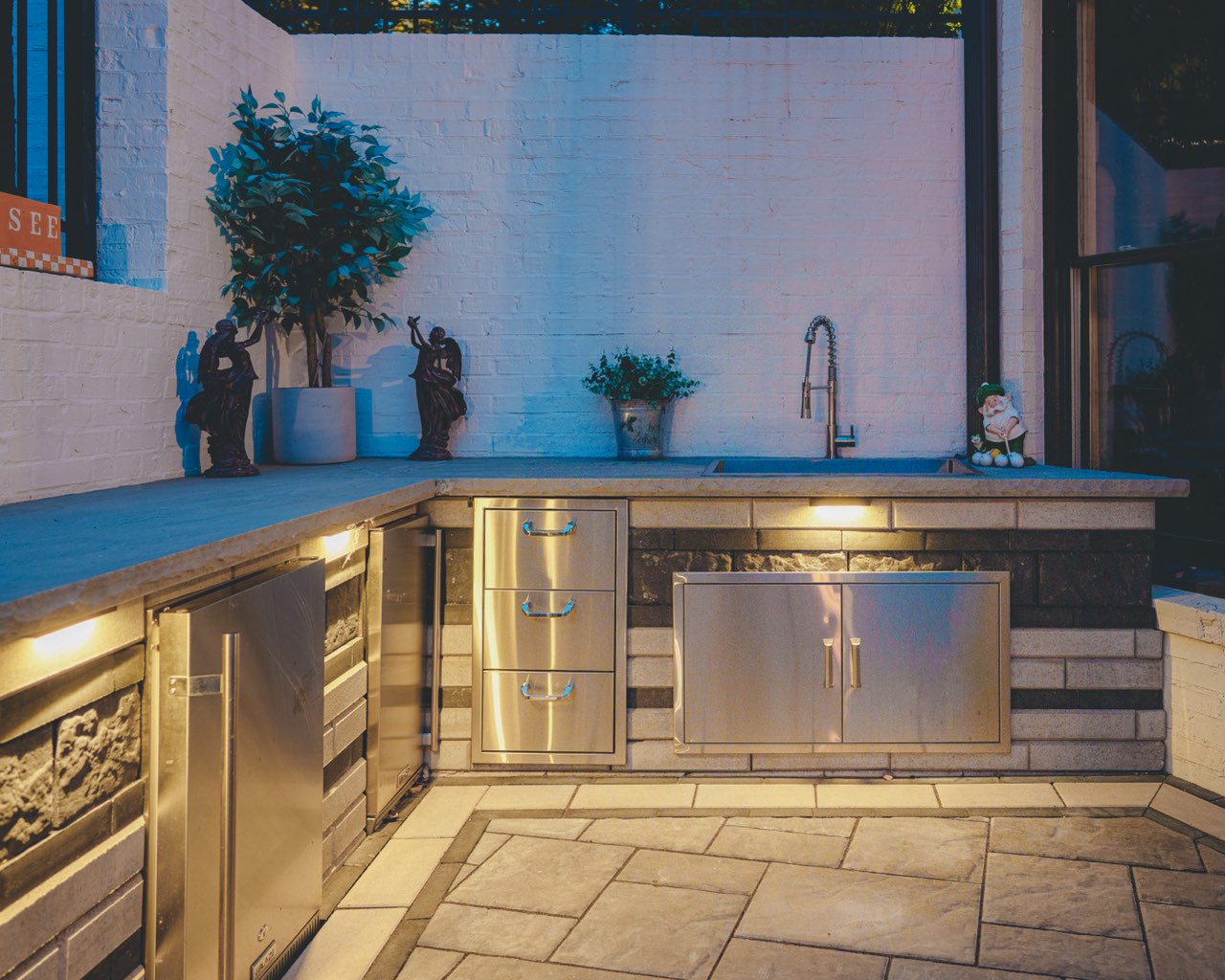 Stainless Outdoor Kitchen With Pizza Oven & Wine Fridge