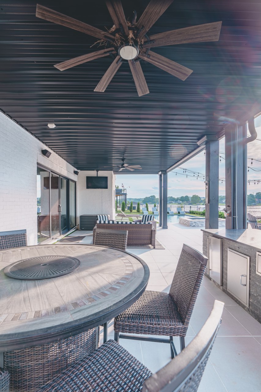 Covered Outdoor Kitchen, Bar Dining & Built-In Grills